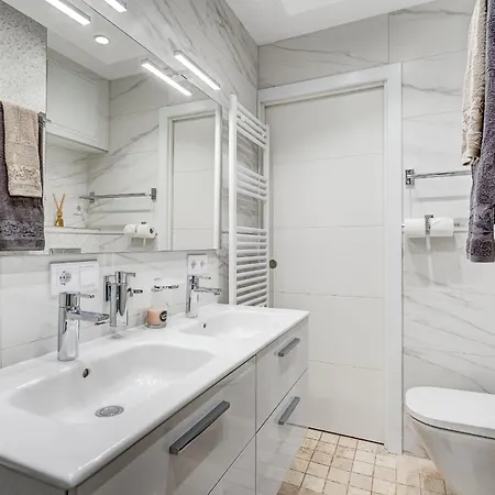 Torres Del Sol 1a013 아파트 *